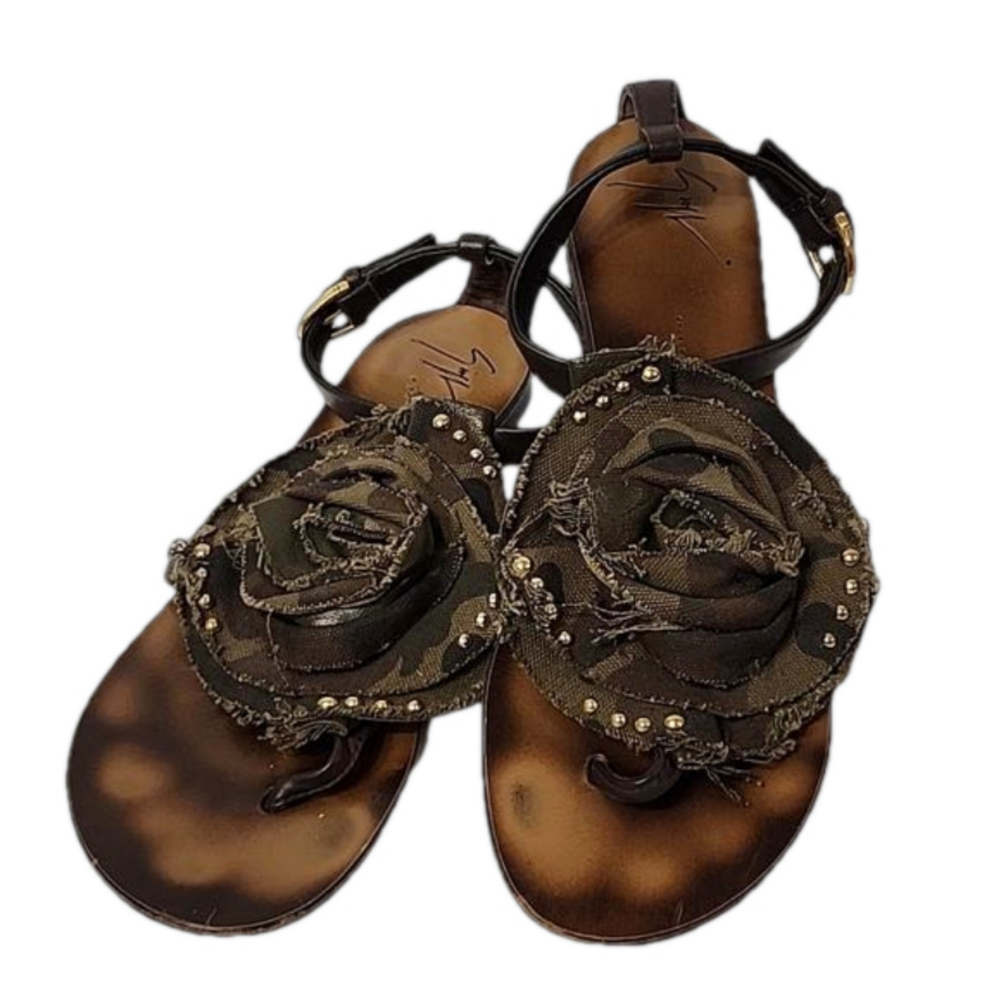 GIUSEPPE ZANOTTI THONG SANDLES LADIES SIZE 7B